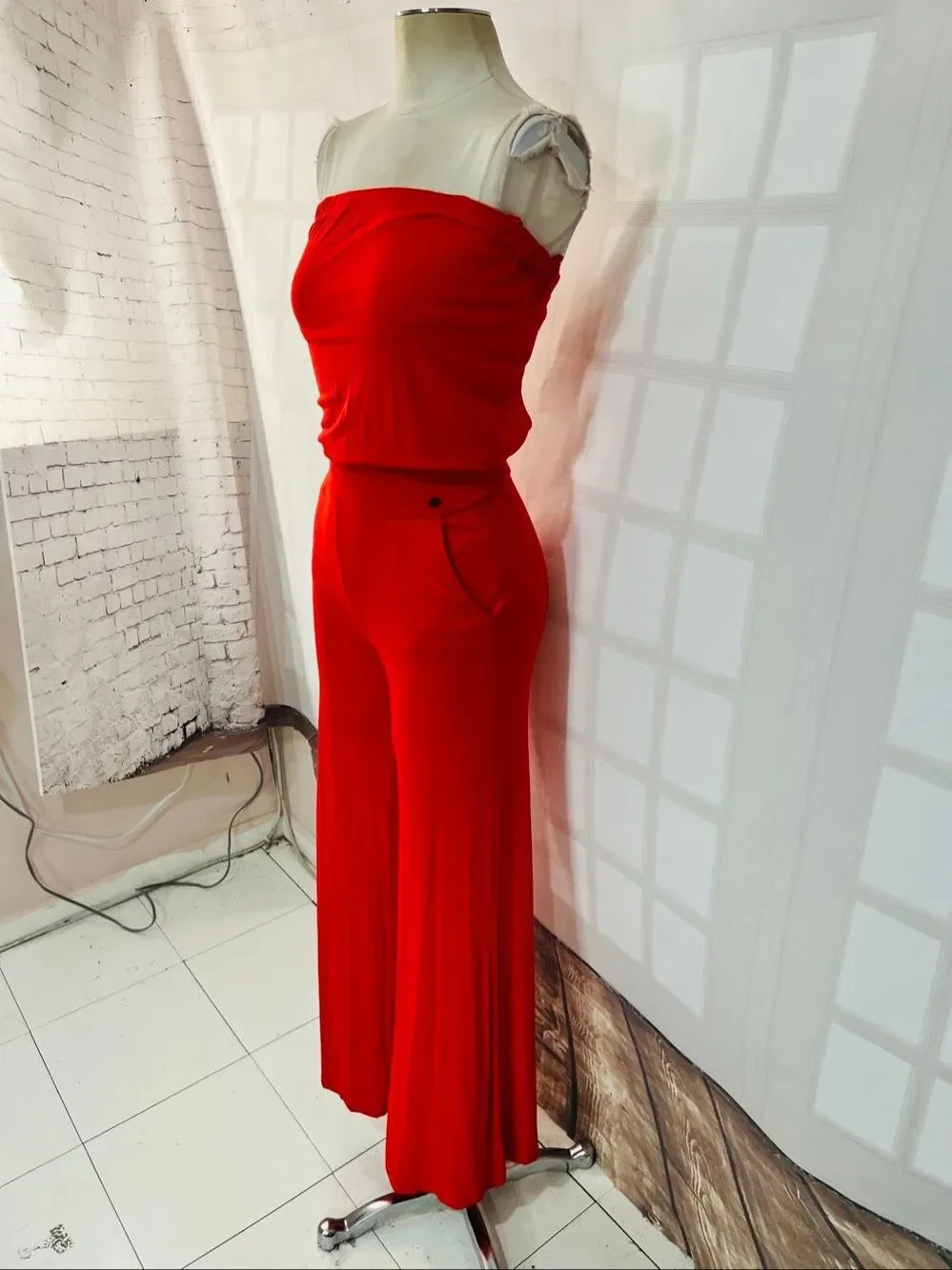 Guess NWT Coral Red Wide Leg Cutout Back Strapless Jersey Jumpsuit Size XS